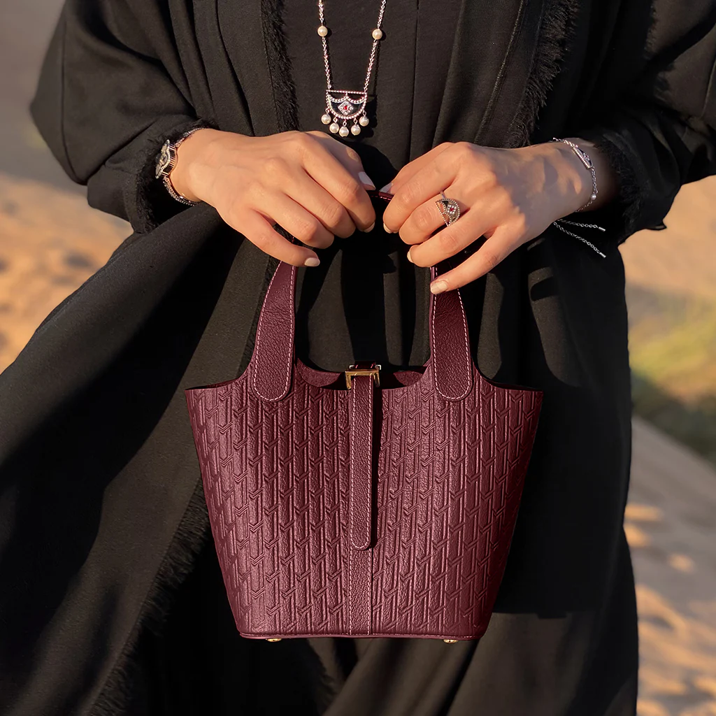 Alyazia Handbag / Burgundy - Image 8