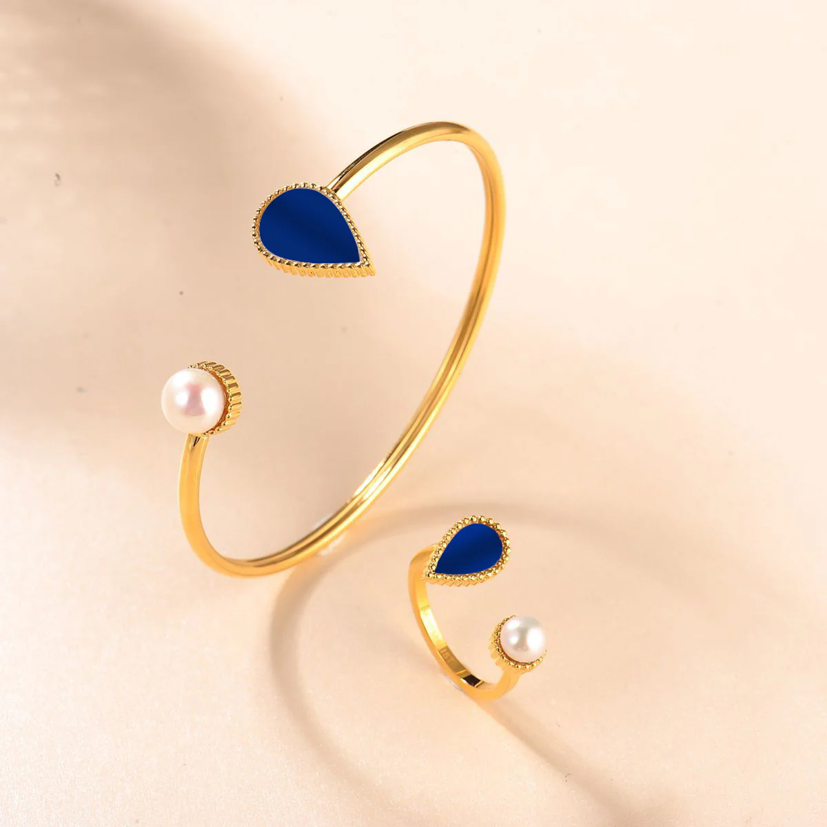 Drop / Bangle Blue Gold - Image 3