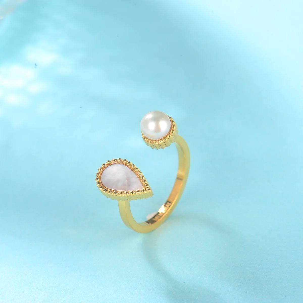 Drop / Ring Pearl Gold - Image 4
