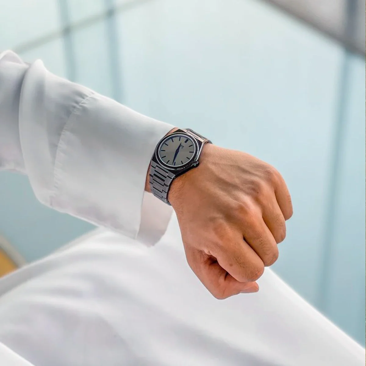 Smoke Grey - Image 7