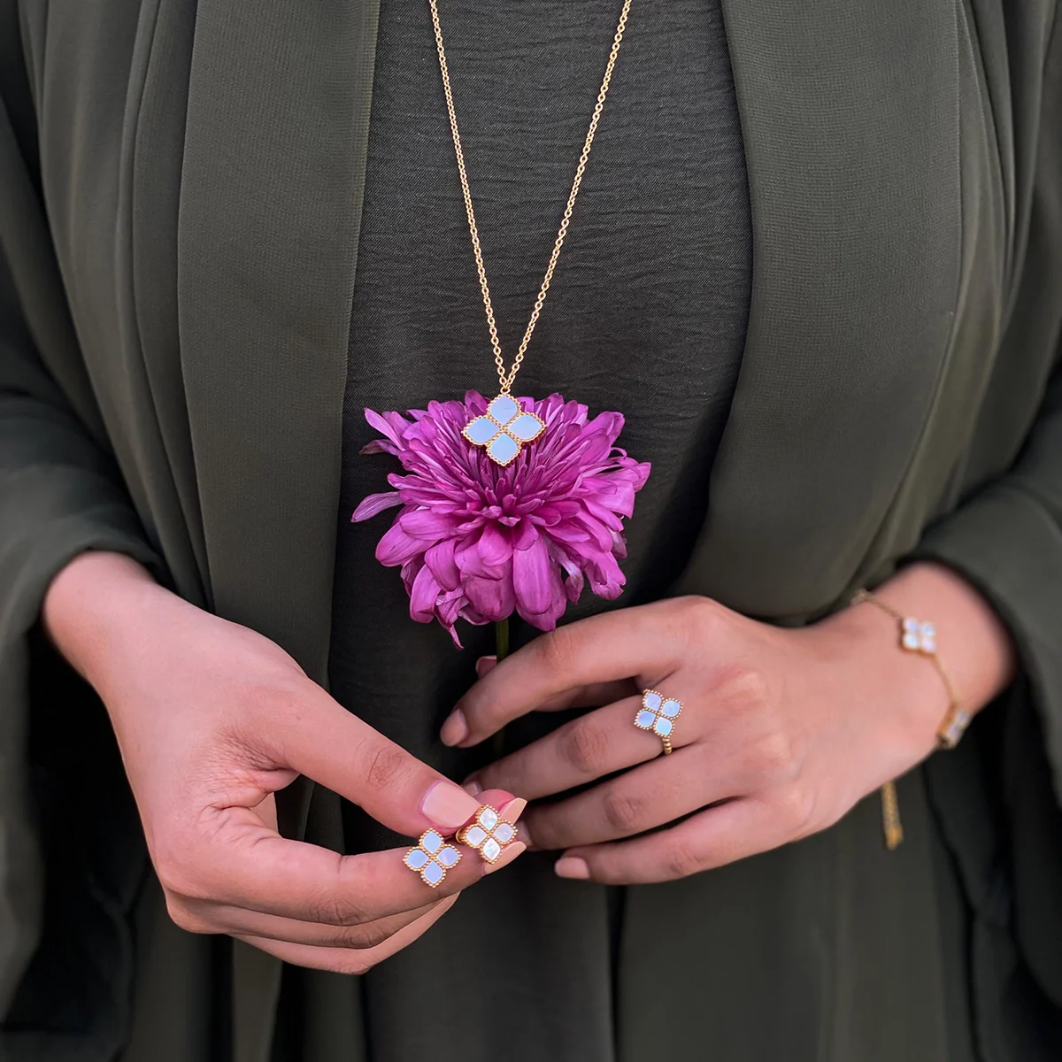 Joory / Earrings Pearl Gold - Image 6