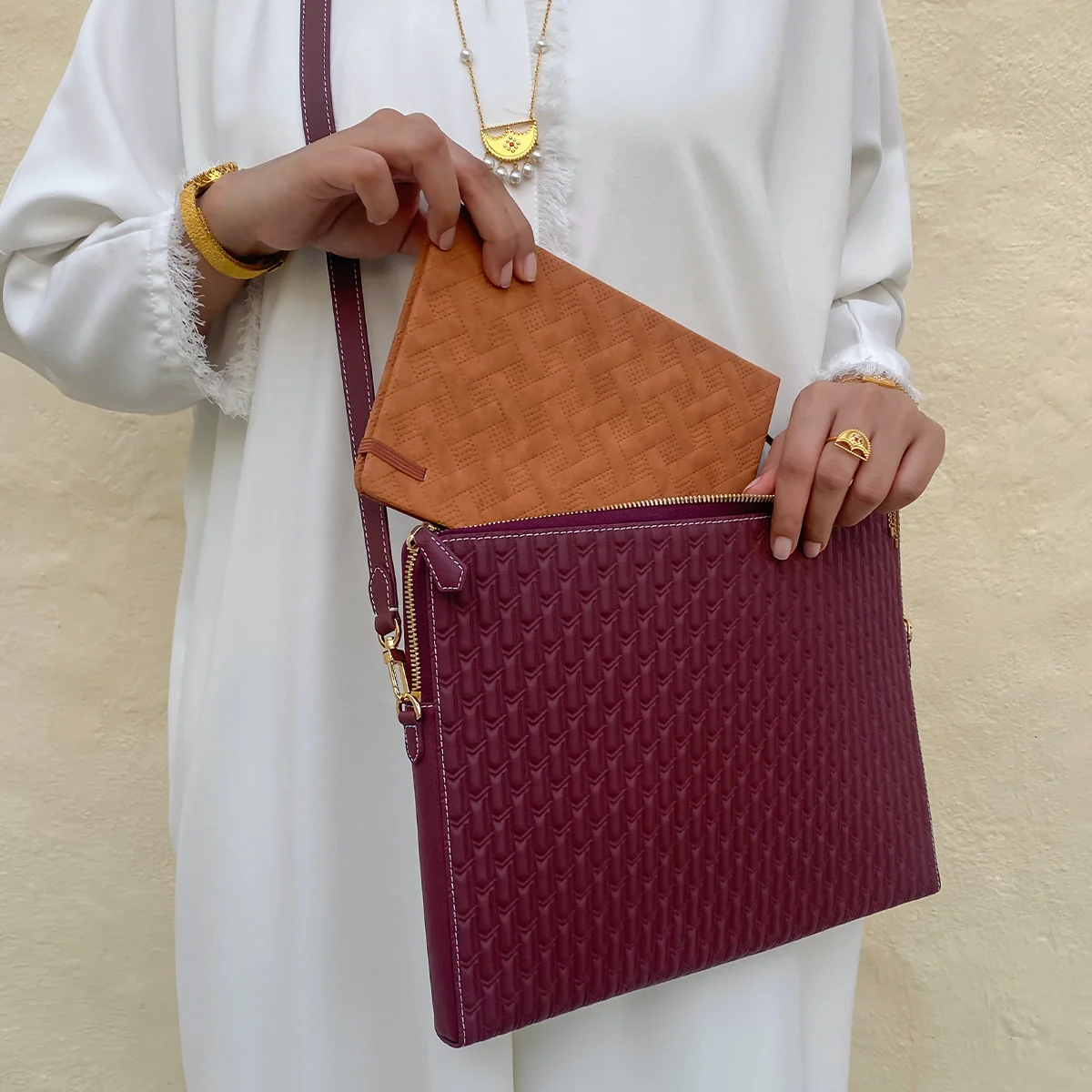 Laptop Sleeve / Burgundy - Image 9