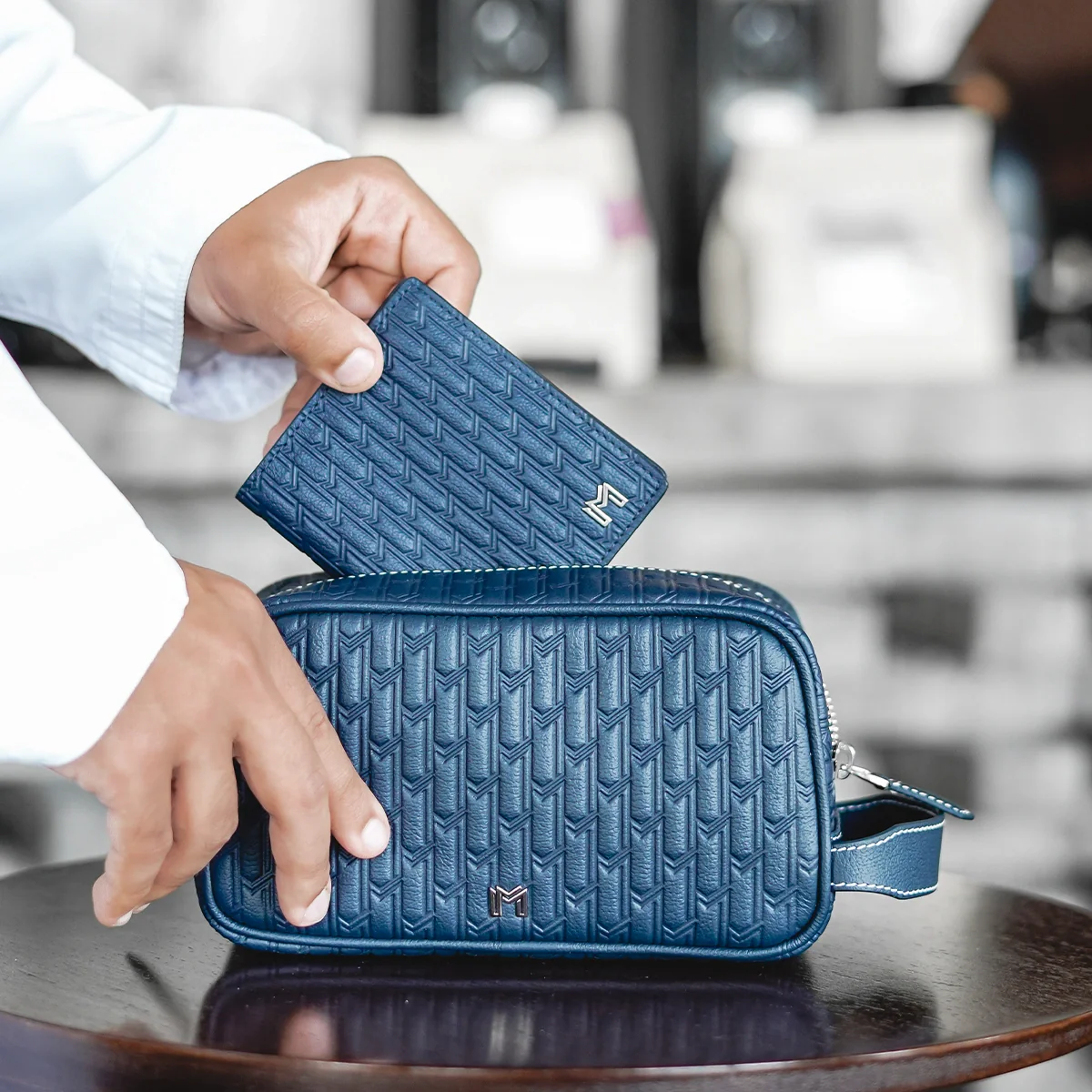 Travel Pouch Navy / Silver - Image 5