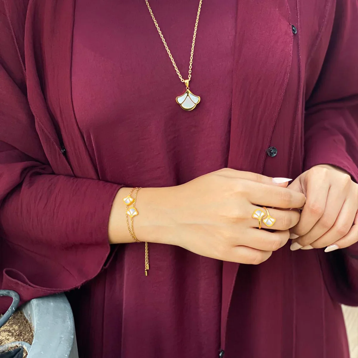 Tulip / Set Pearl Gold - Image 8